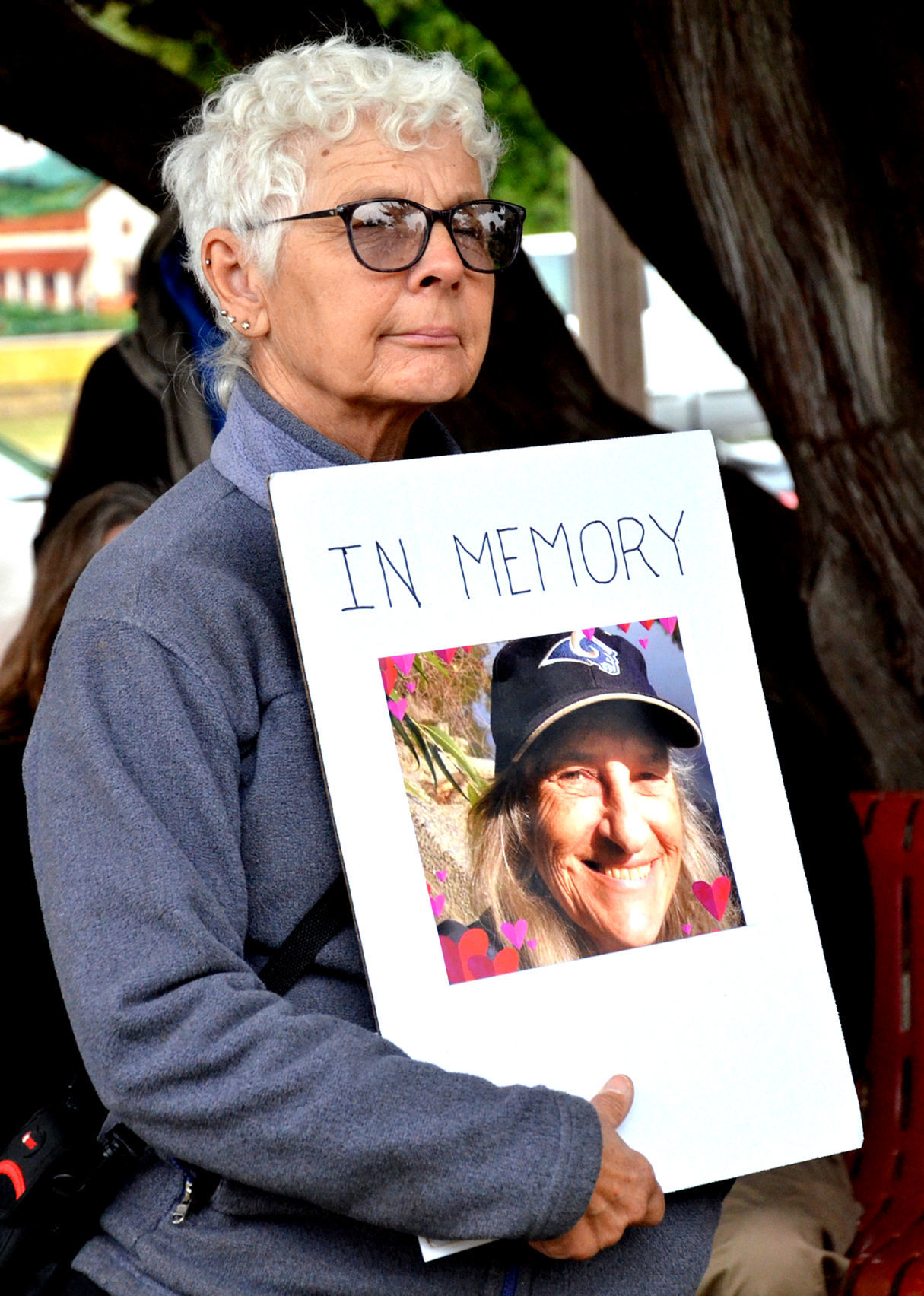 061519 Jauch Candlelight Vigil 02.jpg